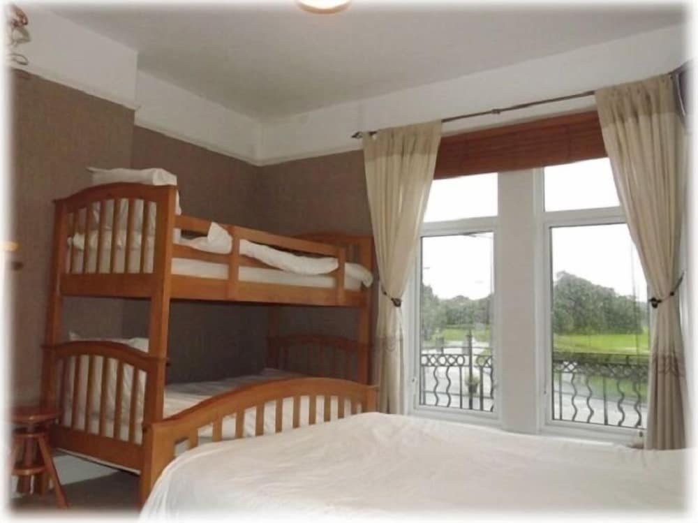 Manor View Guest House