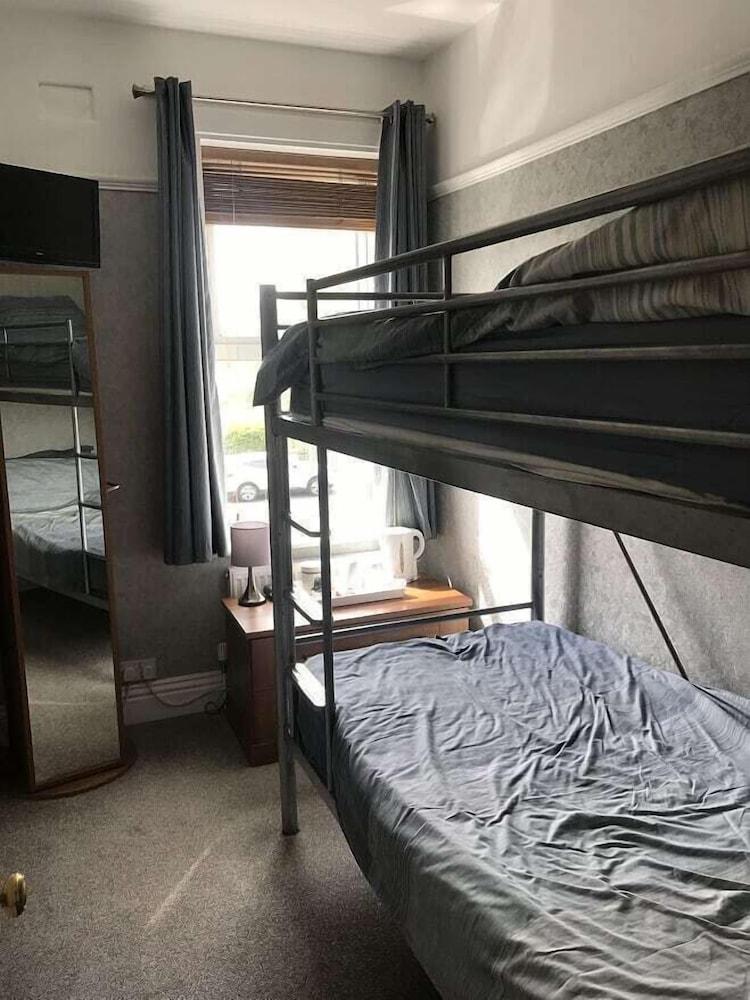 Manor View Guest House