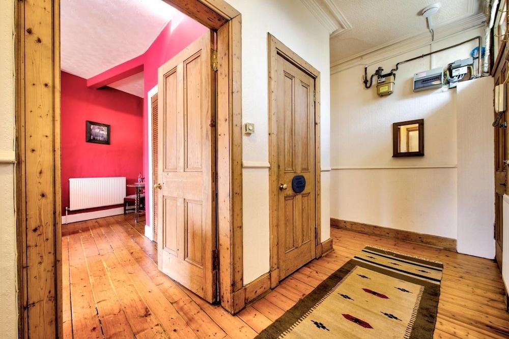 JOIVY Old Town 1-bed Apartment With Stunning Views