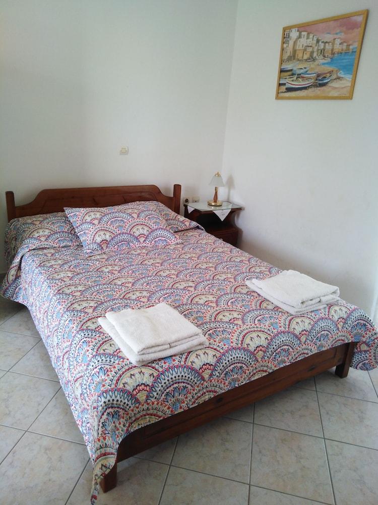 New Panorama Apartments (ELECTRIC CAR CHARGING STATION)