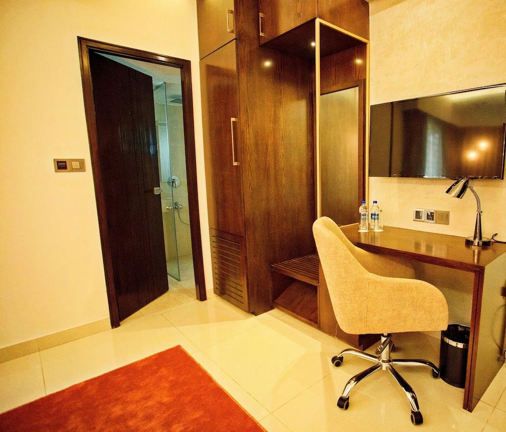 Jatra Rooms