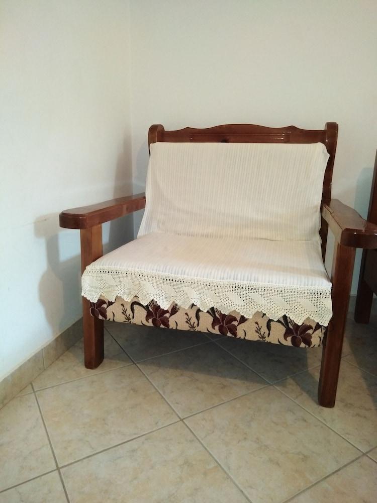 New Panorama Studios (ELECTRIC CAR CHARGING STATION)