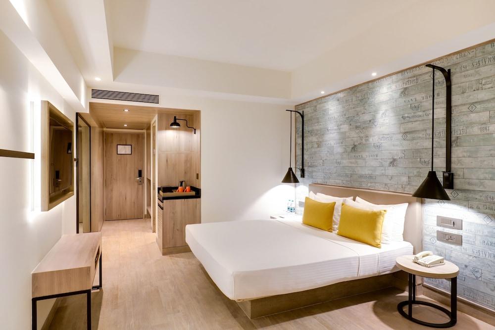 Lemon Tree Premier Mumbai Intl. Airport