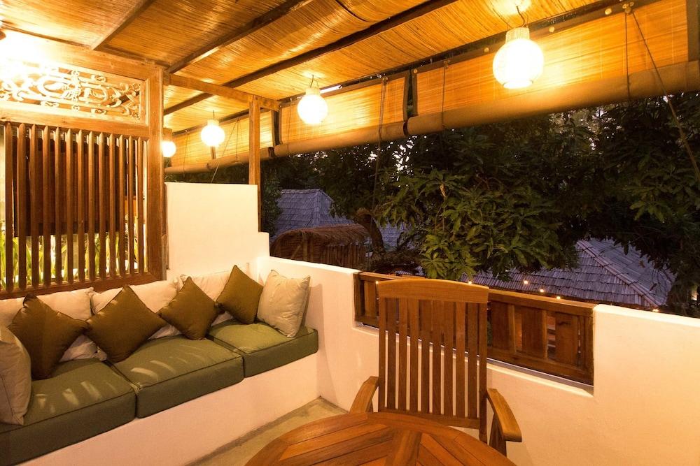 The Mandana Gili Air