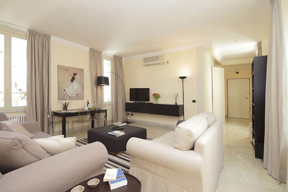 Crispi Luxury Apartments - My Extra Home