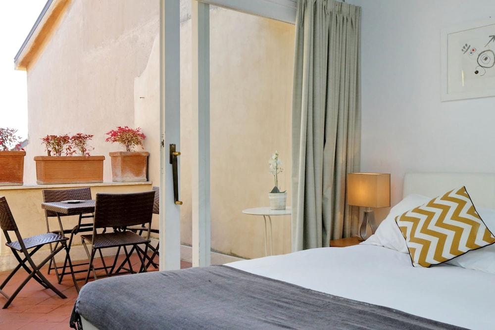 Monti Charme - My Extra Home