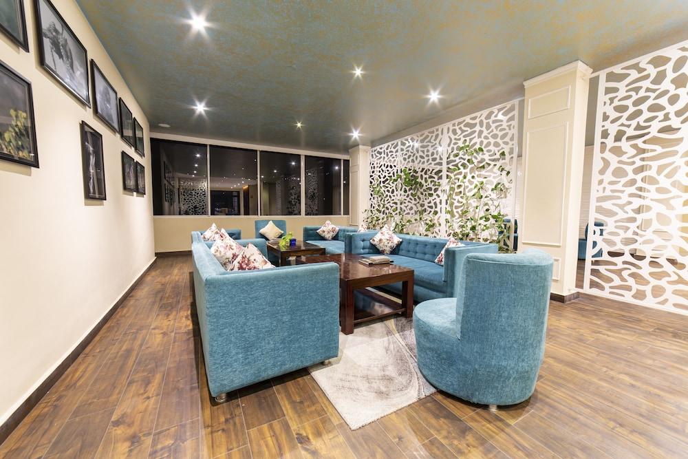 Cygnett Inn La Maison