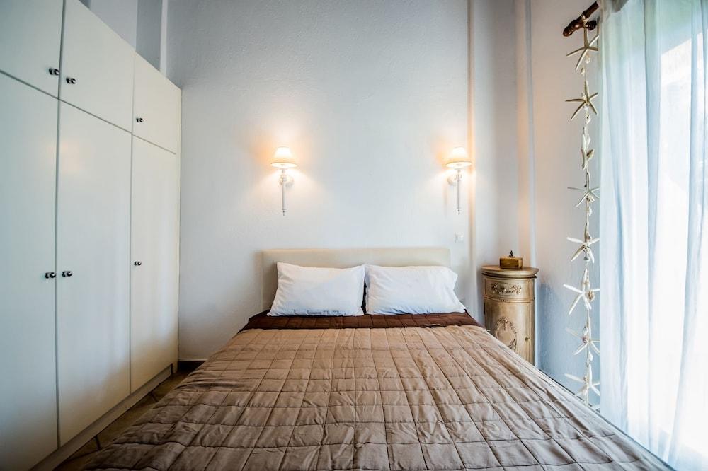 Calypso by halu! Sani Villas