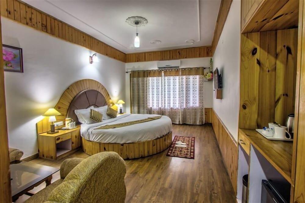 Manali Valley Resorts