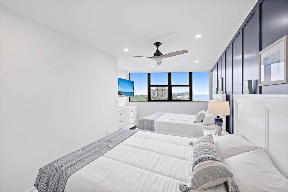 Beachfront Condo With Views of Beach and Spacious Pool