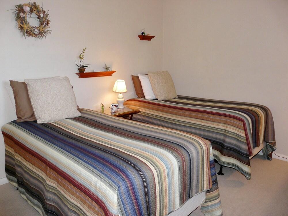 Southern Breeze Gardens 405