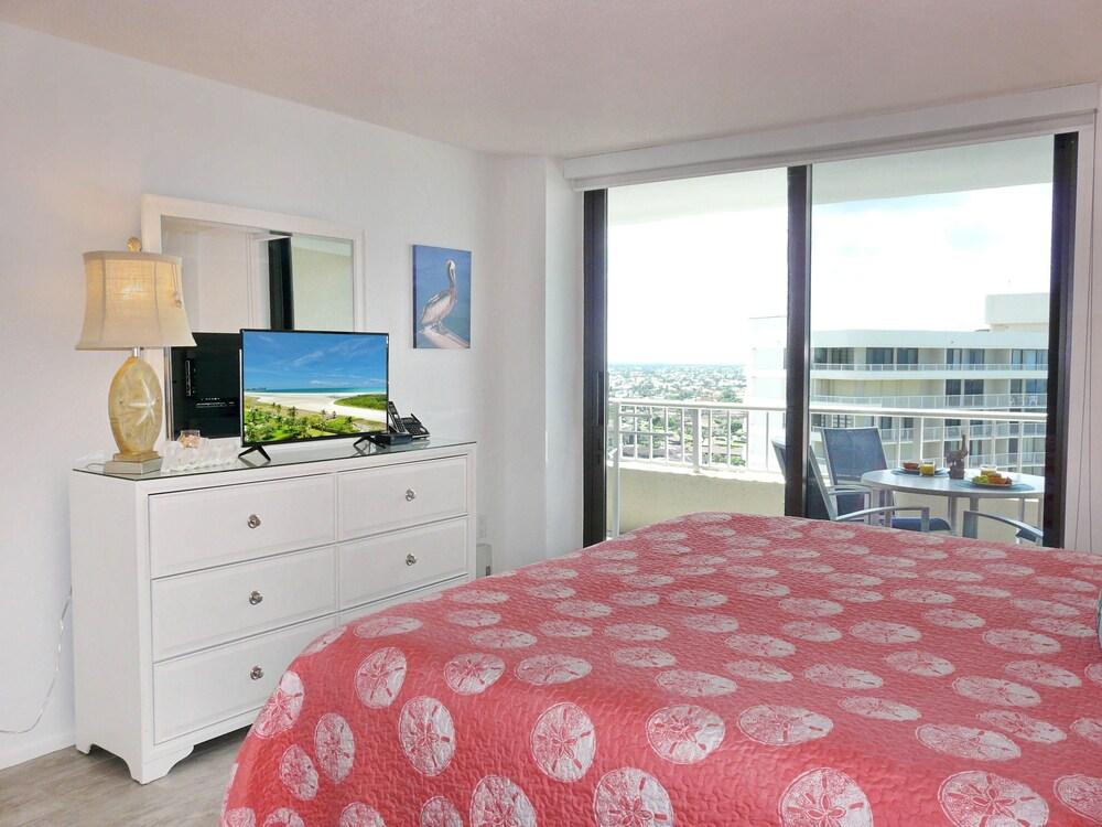 South Seas Tower 4-1907