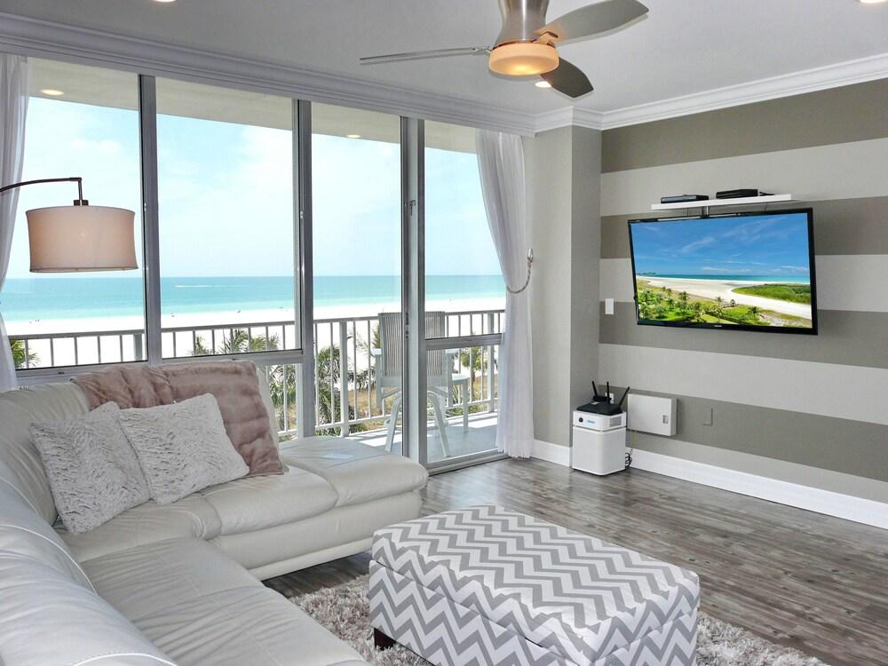 Admiralty House 603 South