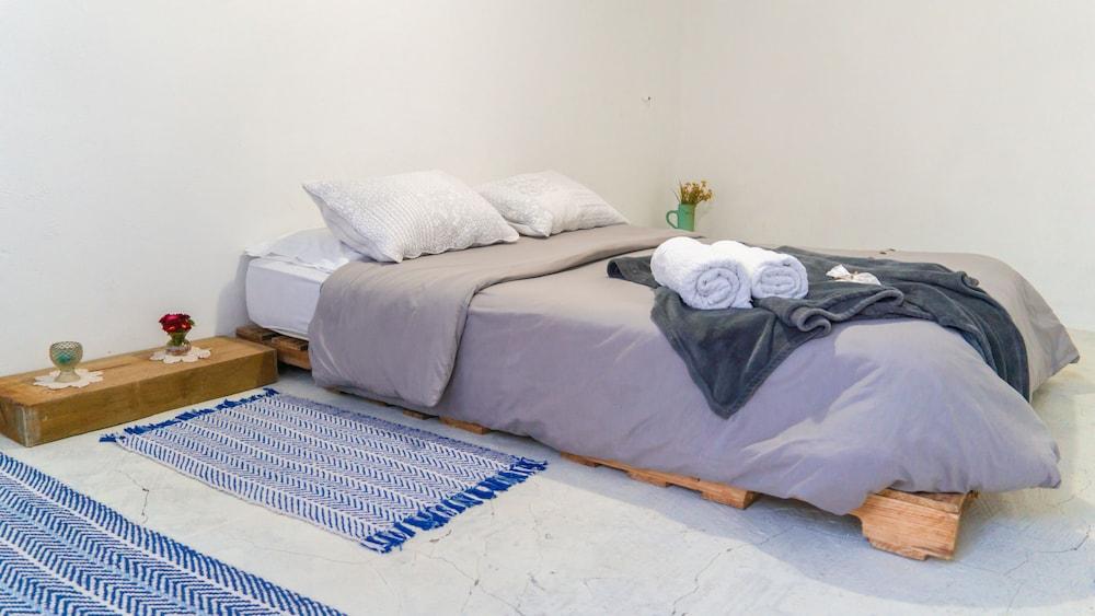 Alabama Monroe Guest House