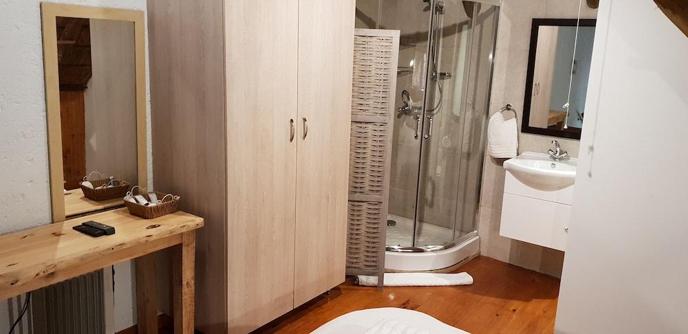 Woodlands Game Lodge