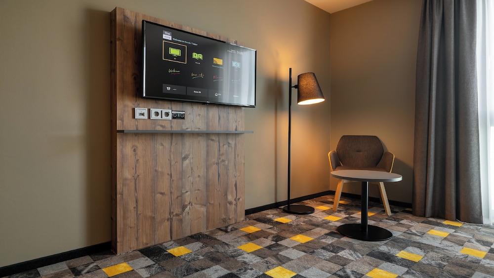 Holiday Inn - the niu, Timber Esslingen by IHG