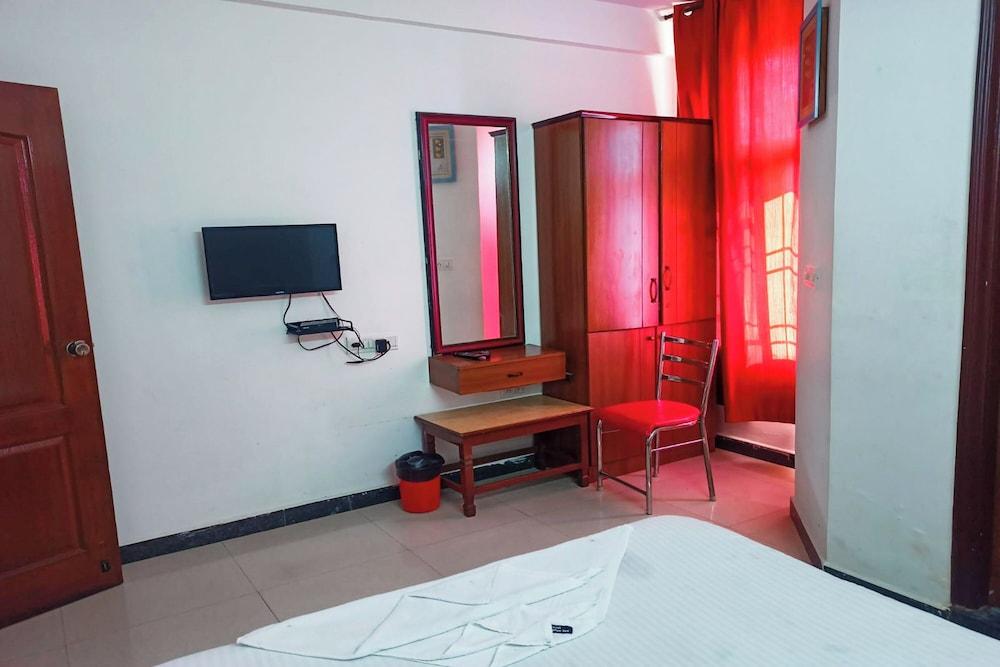 Hotel Champion Inn near Yeswantpur Junction Railway Station
