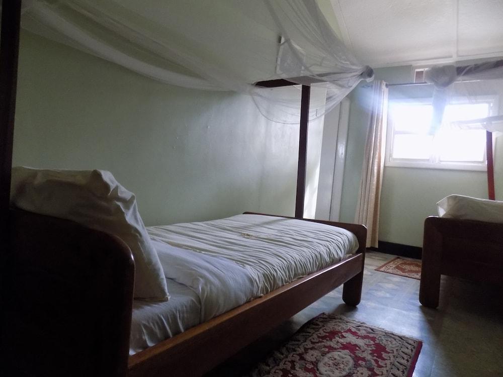 Fort Coleb Guest House