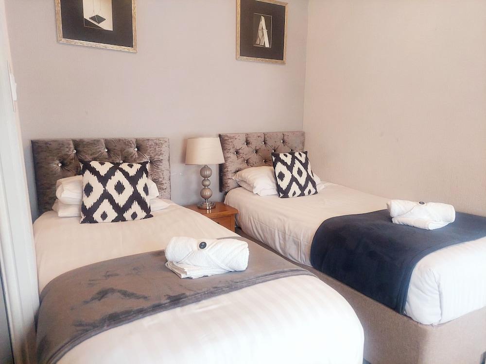 The Black Lion Royal Hotel