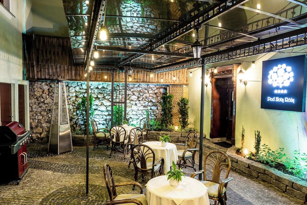 Hotel Pod Złotą Różą