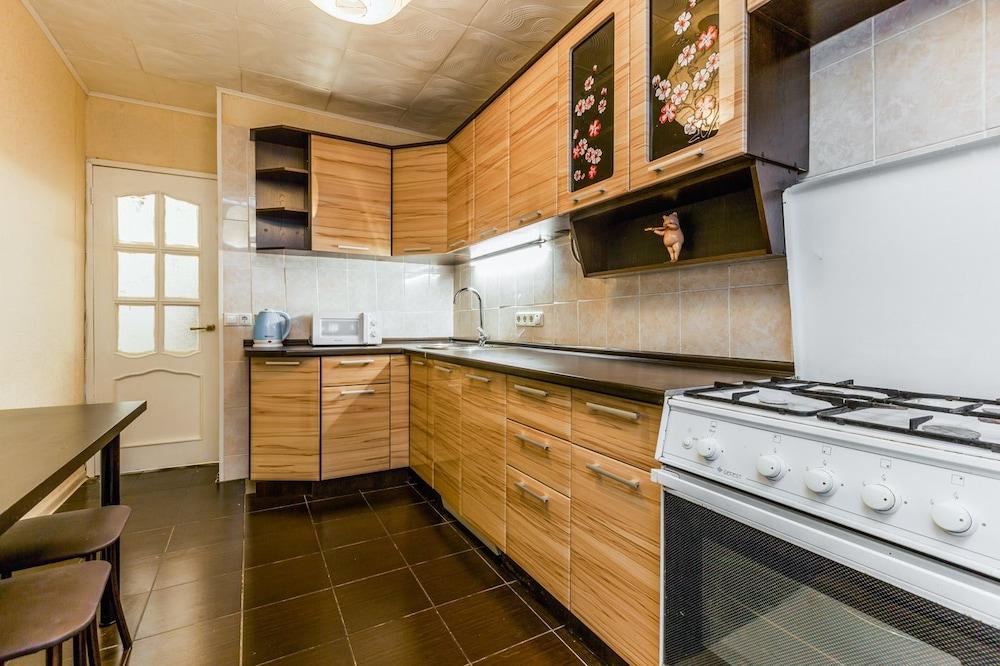 Inndays Obrucheva 49