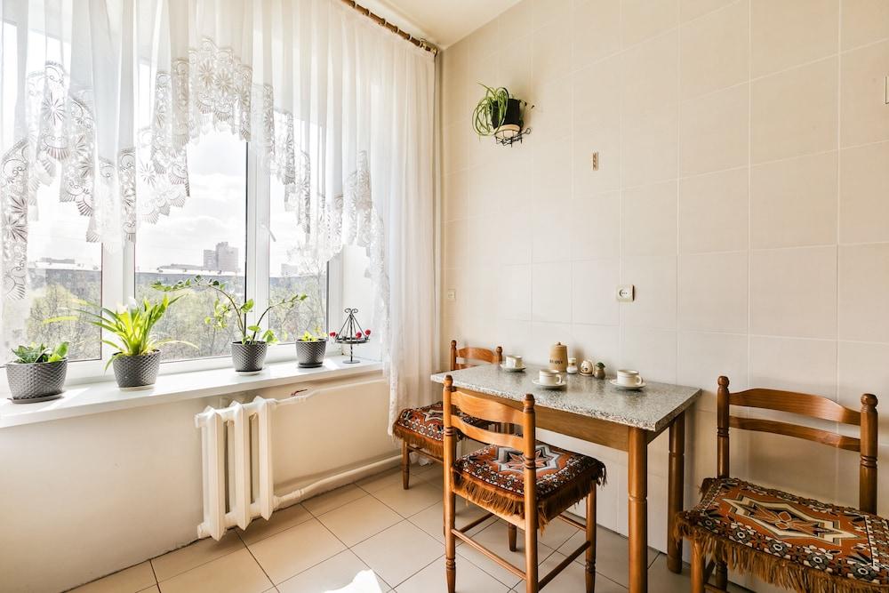 MaxRealty24 Universitet