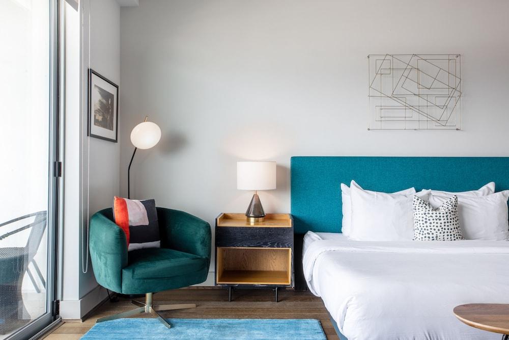 Mint House Dallas – Victory Park