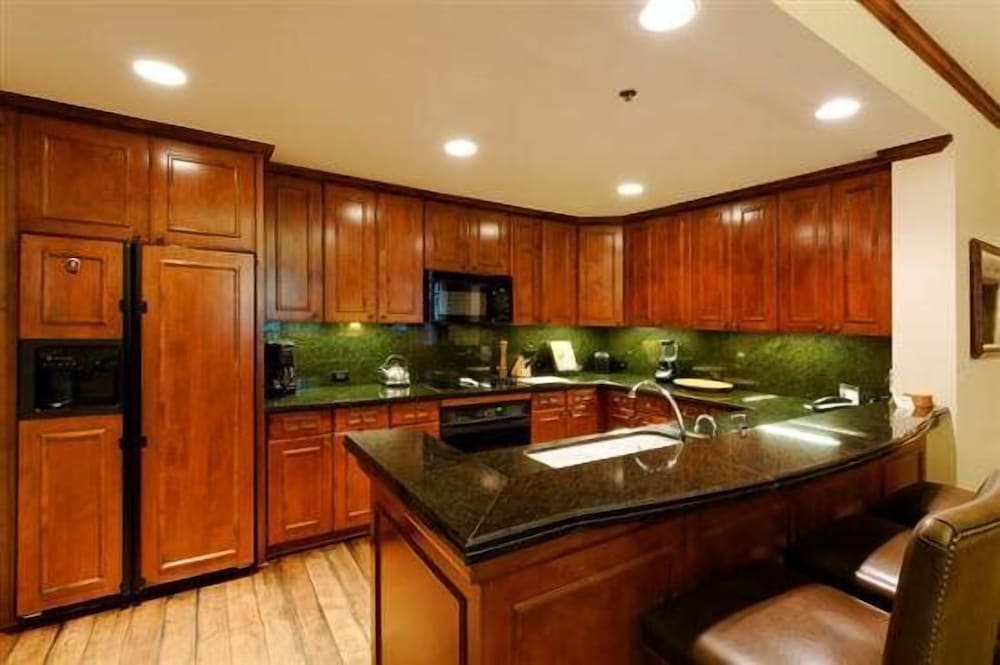 Aspen Ritz Carlton Premier 03