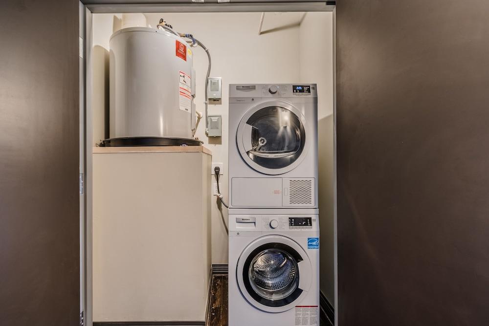 Regal Stays Corporate Condos - Downtown