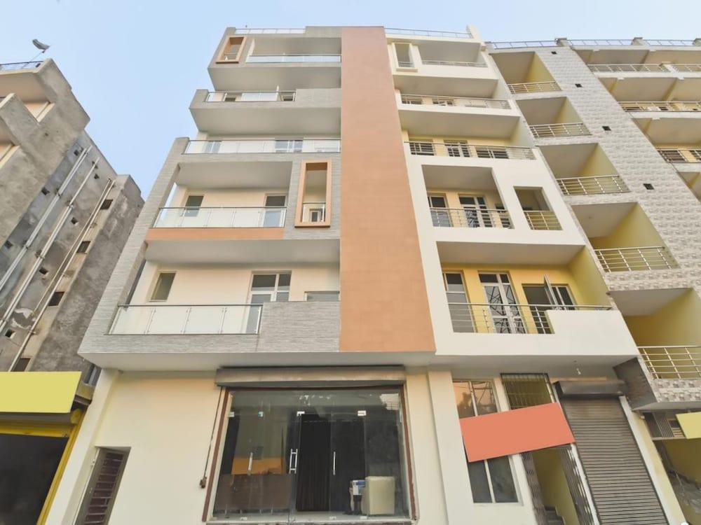 The Signature Hotel Noida