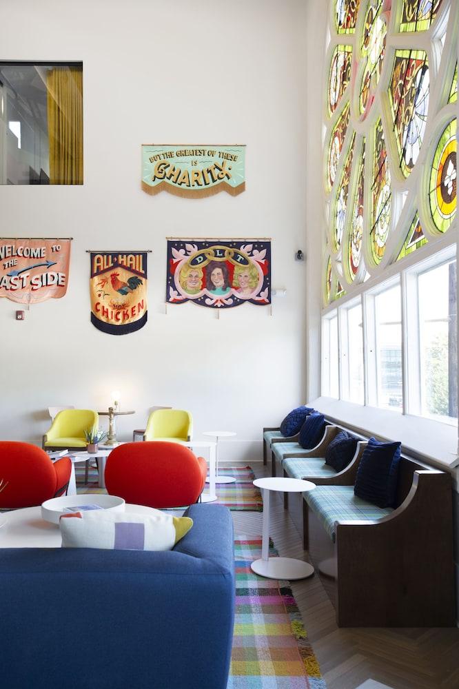 The Russell Nashville