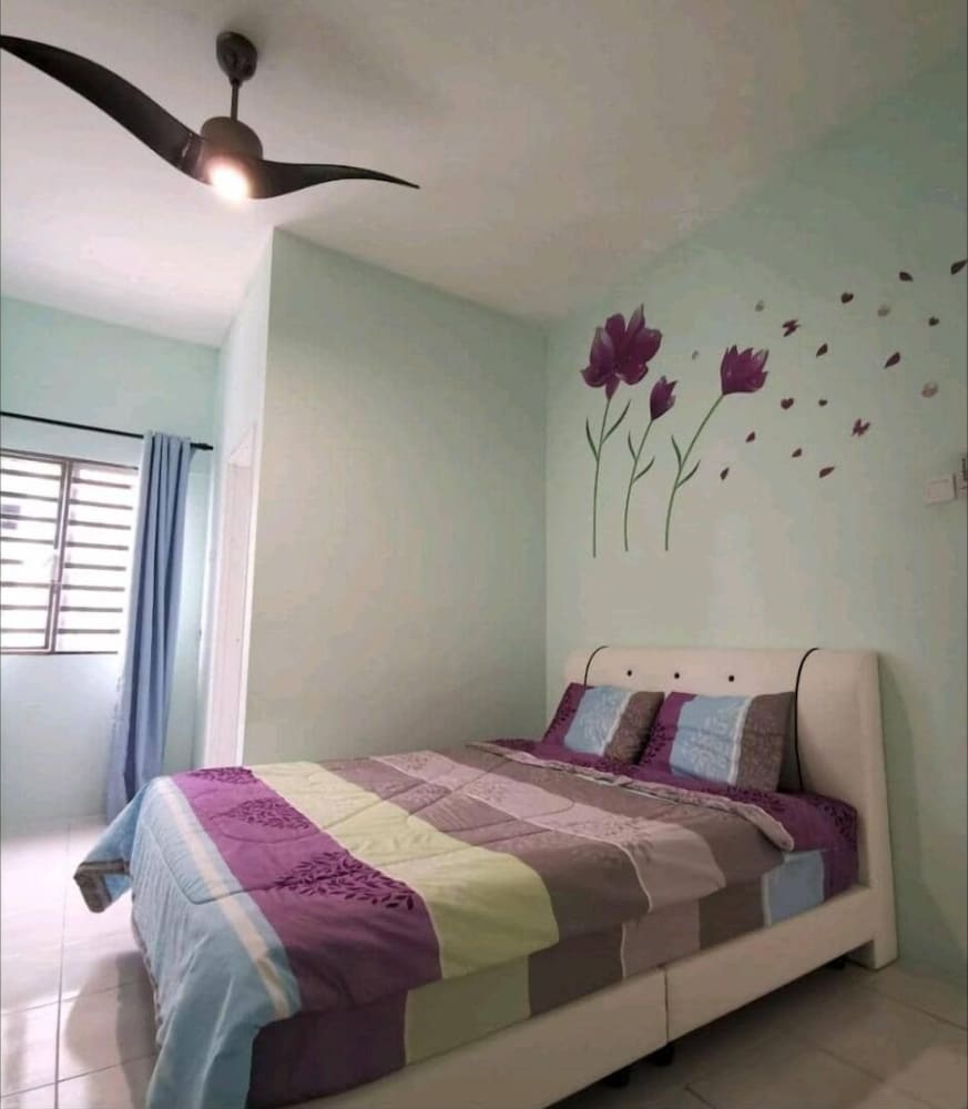 Just For You Highlands Apartment.