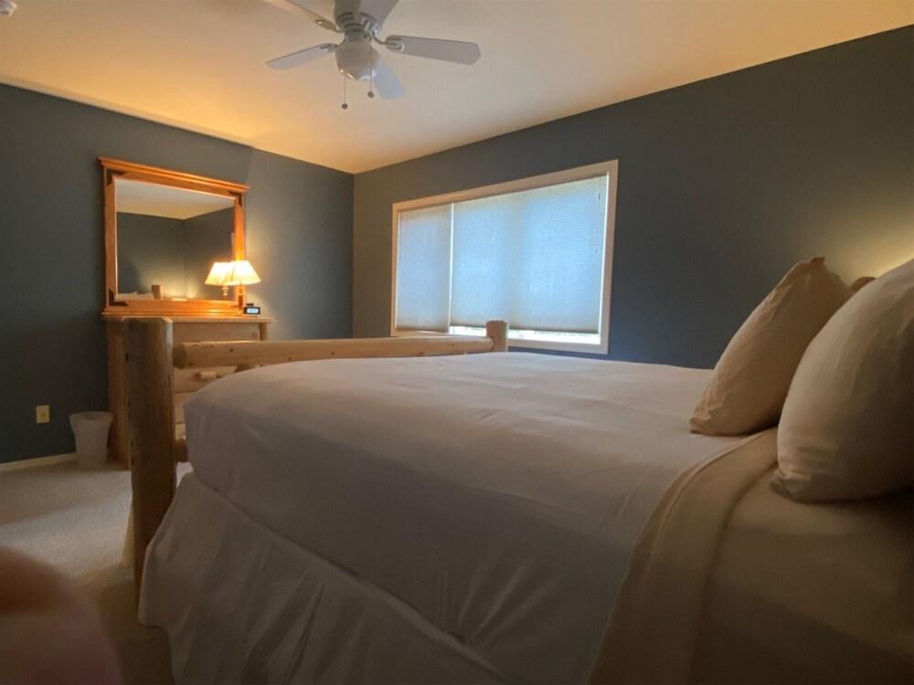 Rb636 Glacier View Getaway