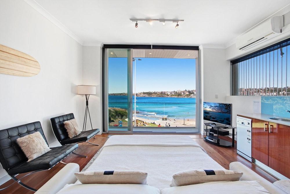 Bondi Vista Beachfront Apartment