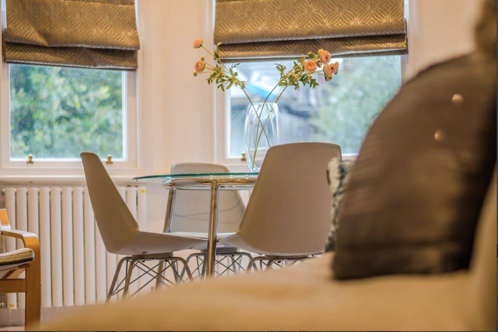 Brondesbury Apartments