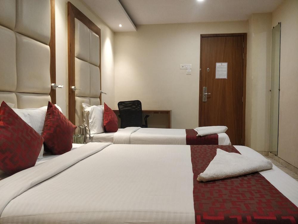 Hotel Apex International