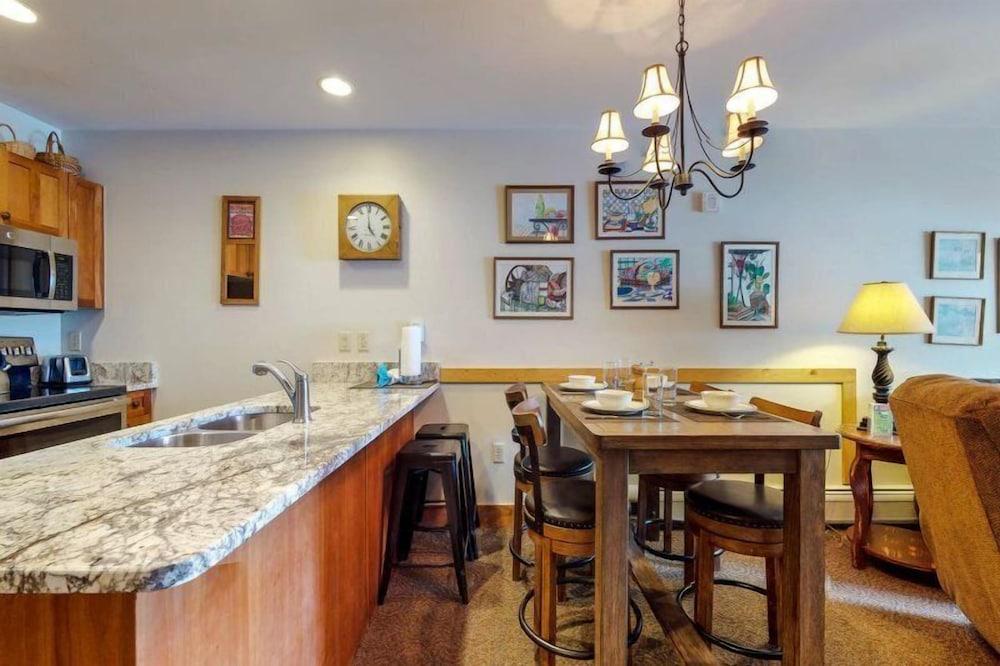 1 Bedroom Colorado Mountain Vacation Rental in River Run Village with Convenient Access to Ski Slopes