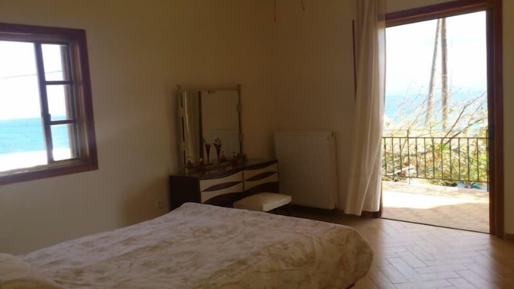 Villa Anastasia Beach Front