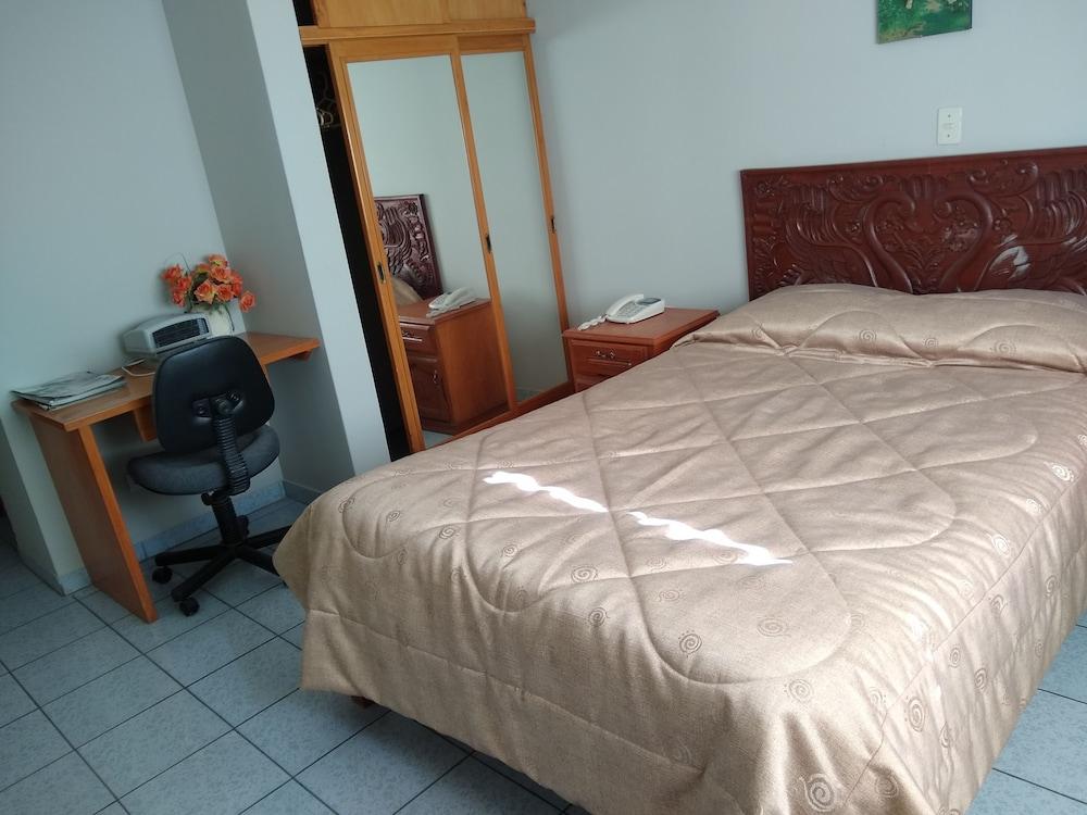 Hotel Comtucar Carhuaz