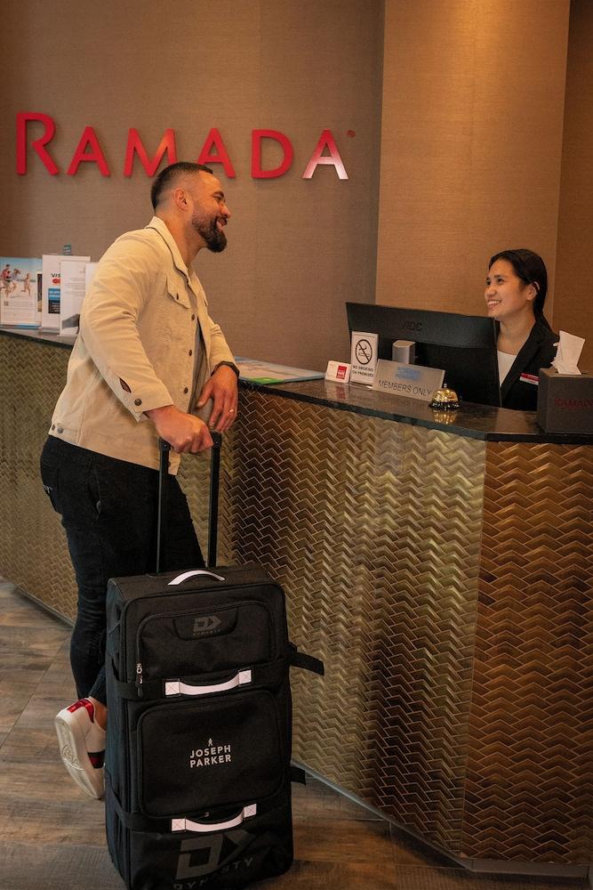 Ramada Suites By Wyndham Victoria Street West