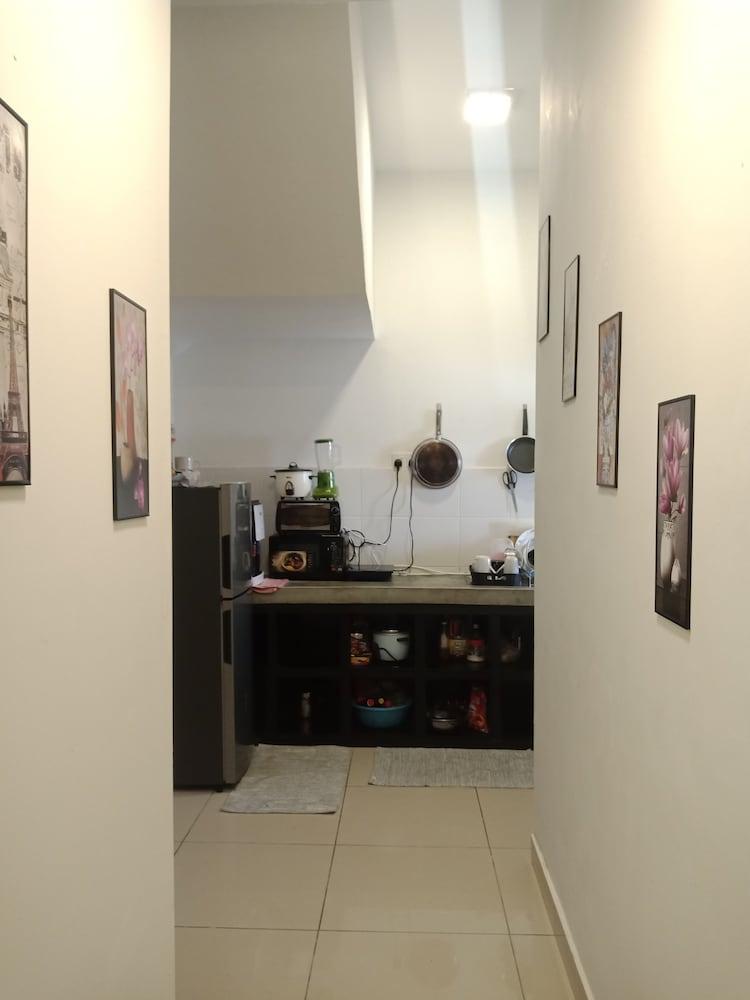 Gosh Desaru Bed Space