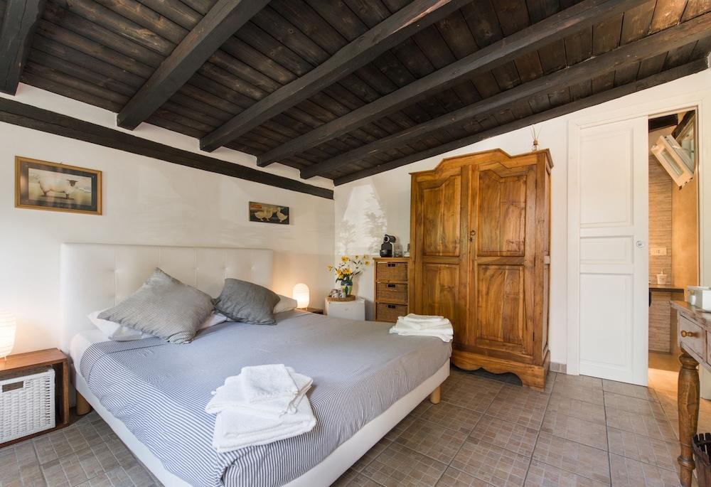 Appia Antica Cottage