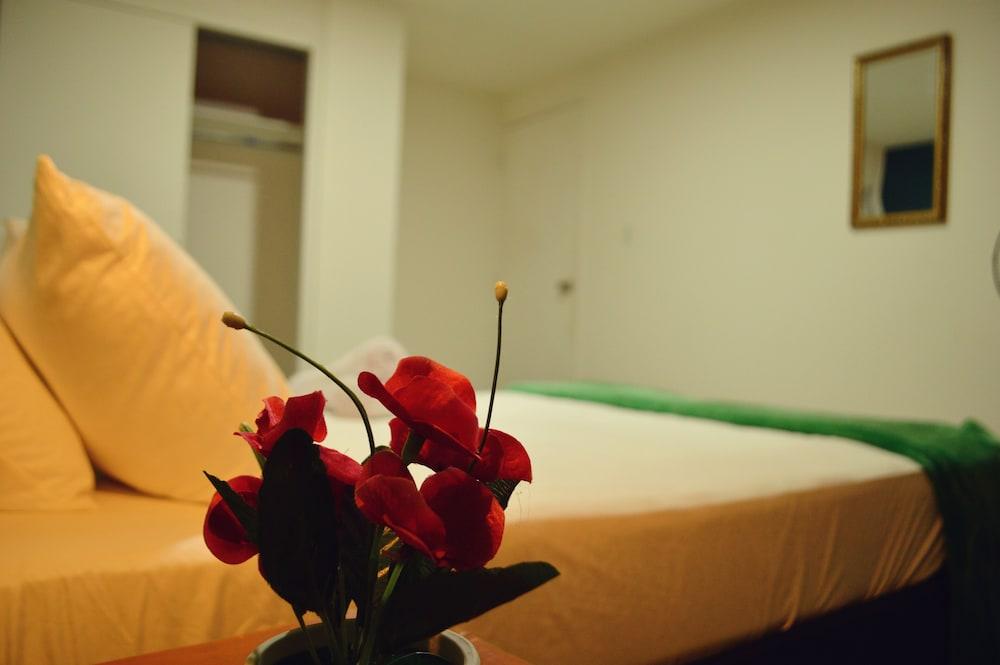 Africa house-Casa Hotel Laureles-La70