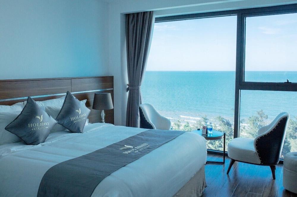 Holiday Cua Lo Hotel