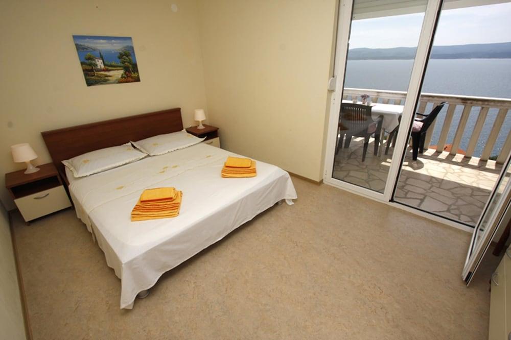 Apartments Vesna Mimice