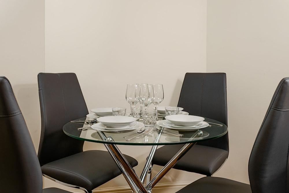 Charming Edinburgh Apartment