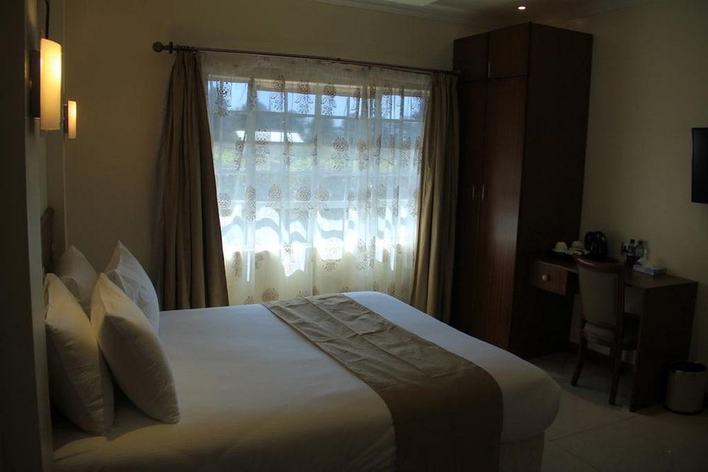 Brownie's Guest House