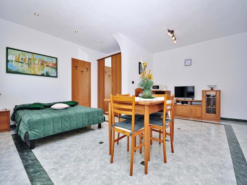 Apartments Alenka Rovinj