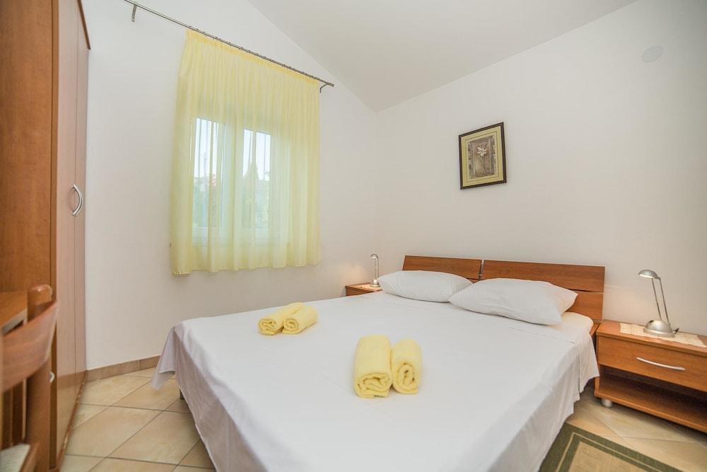 Apartments Villa Sea