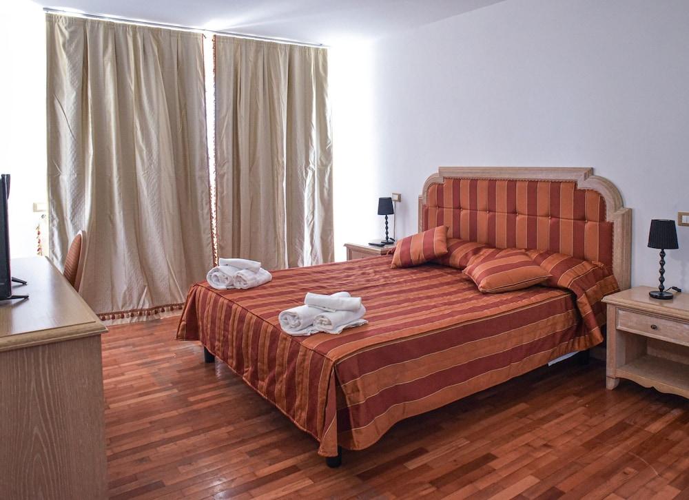 Attianese Hotel Restaurant